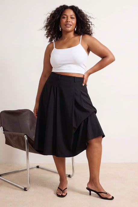 Trendyol Curve Dam Svart Enfärgad Midi Plus size Kjolar - Image 1