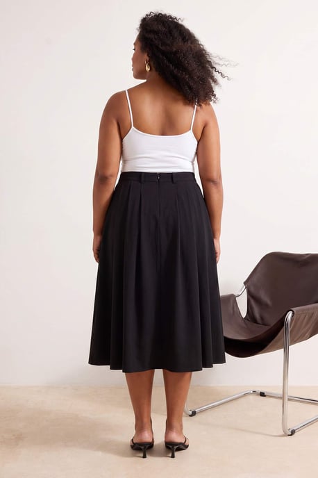 Trendyol Curve Dam Svart Enfärgad Midi Plus size Kjolar - Image 3