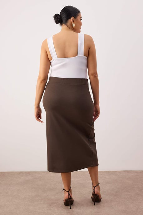Trendyol Curve Dam Brun Enfärgad Midi Penn kjol Plus size Kjolar - Image 3