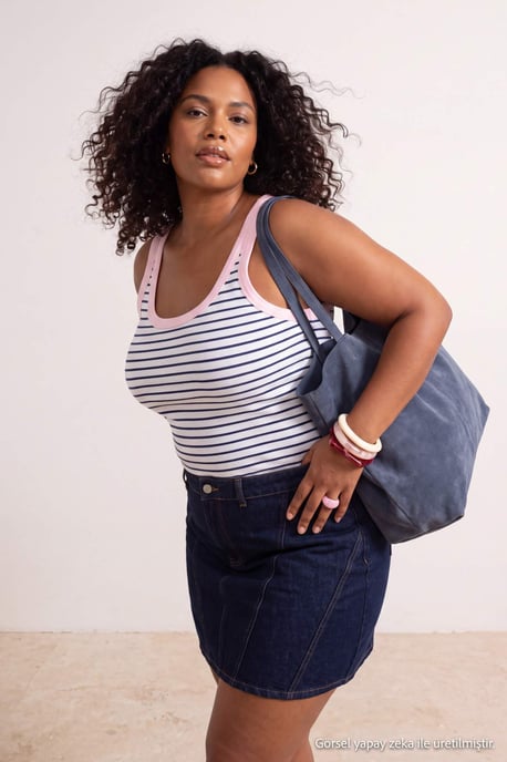 Trendyol Curve Dam Mörkblå Enfärgad Kort / Mini Basic Penn kjol Plus size Kjolar - Image 6