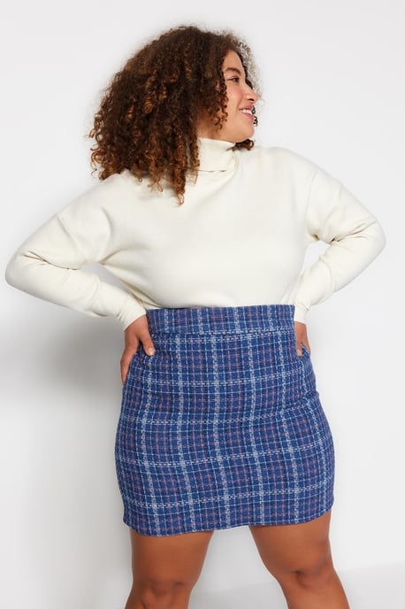 Trendyol Curve Dam Blå Rutig Kort / Mini Penn kjol Plus size Kjolar - Image 2