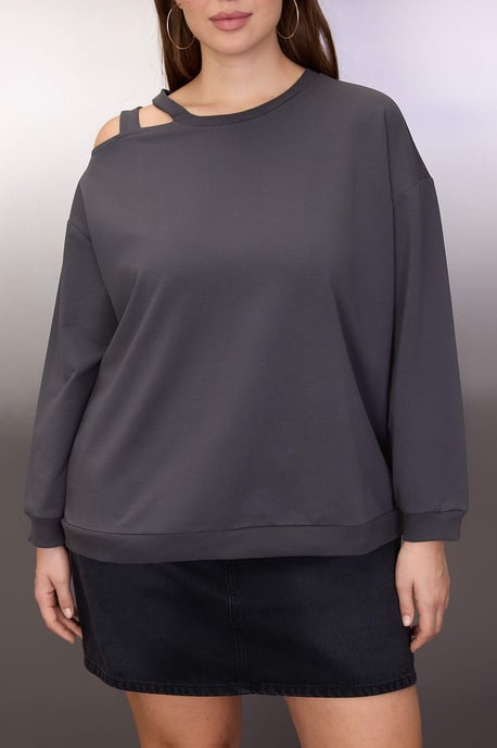 Trendyol Curve Dam Grå Enfärgad Lång Oversize Plus size Sweatshirts - Image 2