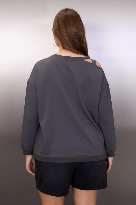 Trendyol Curve Dam Grå Enfärgad Lång Oversize Plus size Sweatshirts - Image 3