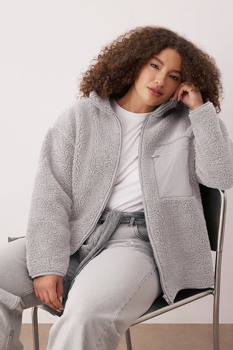 Trendyol Curve Dam Grå Enfärgad Lång Oversize Plus size Sweatshirts - Image 3