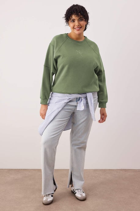 Trendyol Curve Dam Khaki Slogan Lång Regular fit Plus size Sweatshirts - Image 5