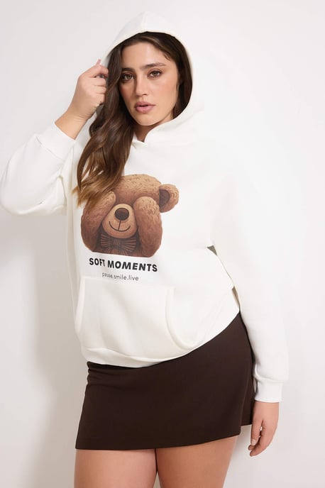 Trendyol Curve Dam Ecru Djurmönster Lång Oversize Plus size Sweatshirts - Image 6