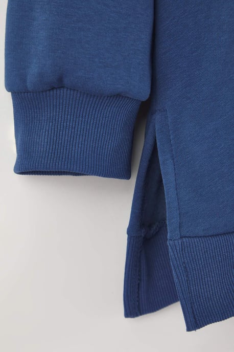 Trendyol Curve Dam Mörkblå Enfärgad Lång Oversize Plus size Sweatshirts - Image 5