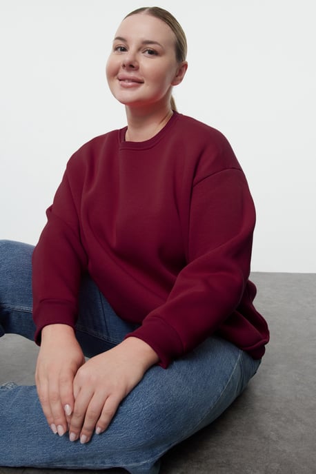 Trendyol Curve Dam Vinröd Enfärgad Lång Oversize Plus size Sweatshirts - Image 6
