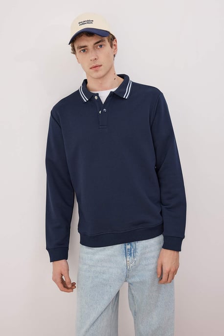 TRENDYOL MAN Men's Dark blue Plain Long Regular fit Sweatshirts - Image 1