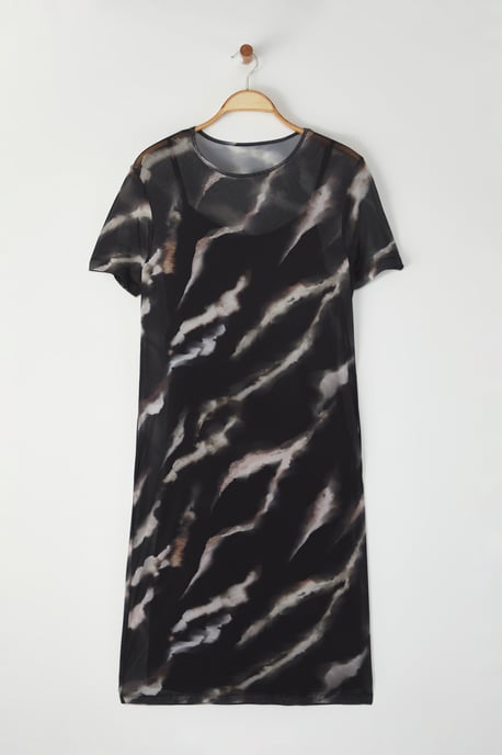 Trendyol Curve Dam Flerfärgad Djurmönster Midi Kort Casual T-shirt Klänning Plus size Klänning - Image 5