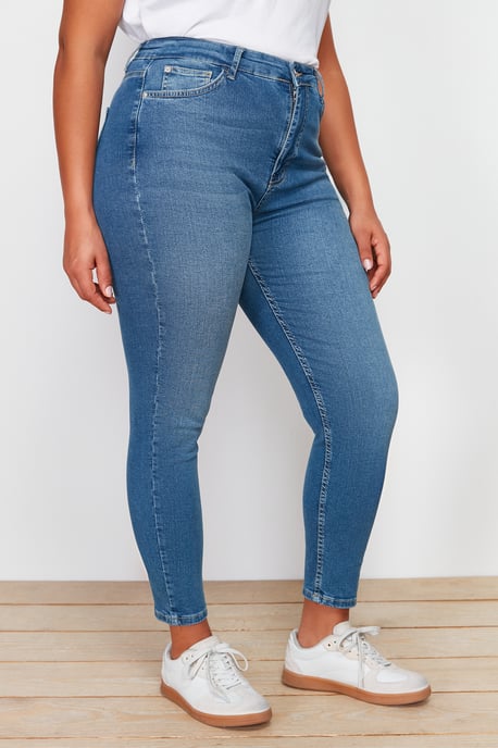 Trendyol Curve Dam Mörkblå Enfärgad Skinny Hög midja Plus size Jeans - Image 3