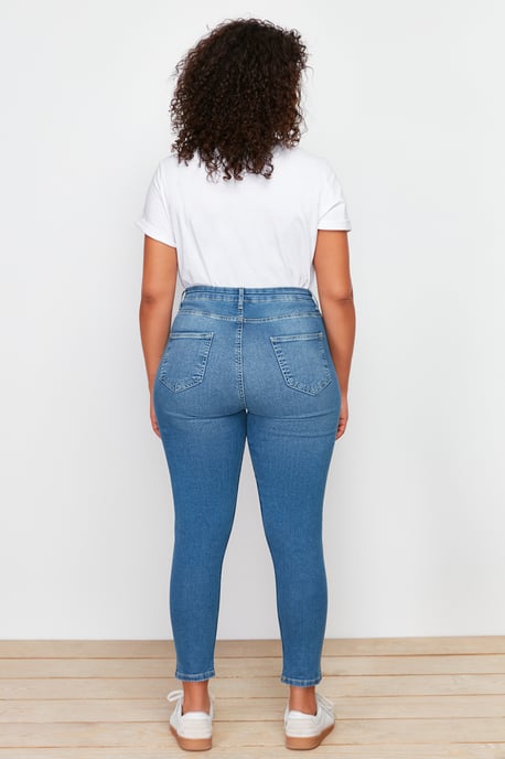 Trendyol Curve Dam Mörkblå Enfärgad Skinny Hög midja Plus size Jeans - Image 5