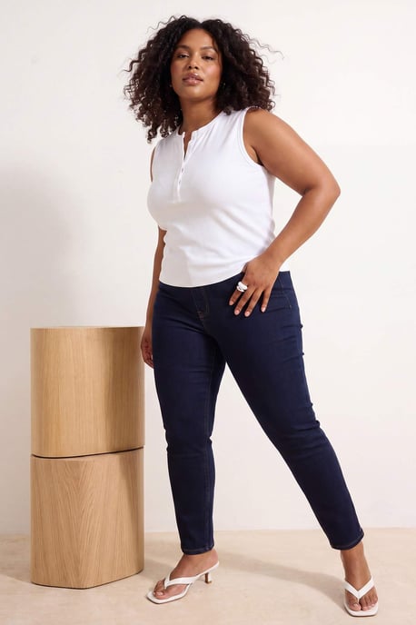 Trendyol Curve Dam Mörkblå Enfärgad Skinny Hög midja Plus size Jeans - Image 6
