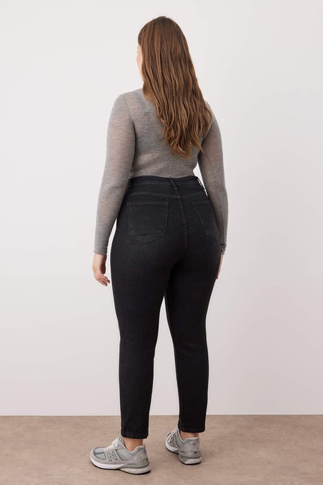 Trendyol Curve Dam Grå Enfärgad Skinny Hög midja Plus size Jeans - Image 3