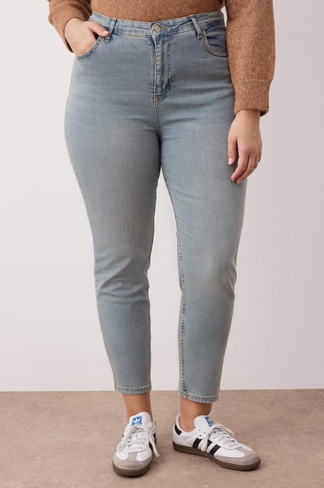 Trendyol Curve Dames Blauw Effen Skinny Hoge taille Grote maten Jeans - Image 2
