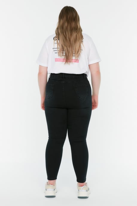 Trendyol Curve Dam Svart Enfärgad Skinny Hög midja Plus size Jeans - Image 4