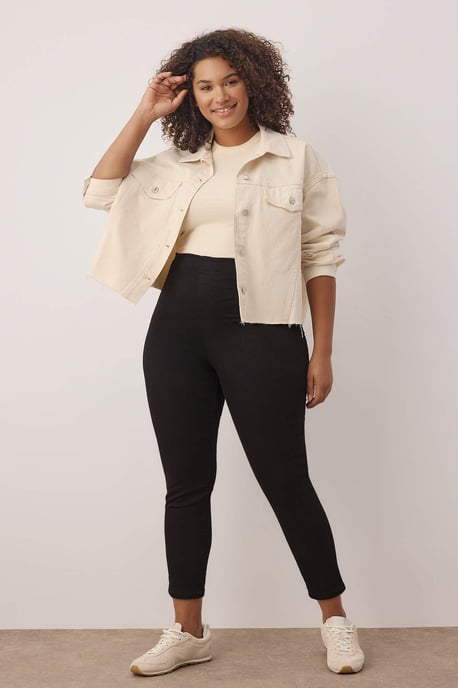Trendyol Curve Dam Svart Enfärgad Skinny Hög midja Plus size Jeans - Image 1