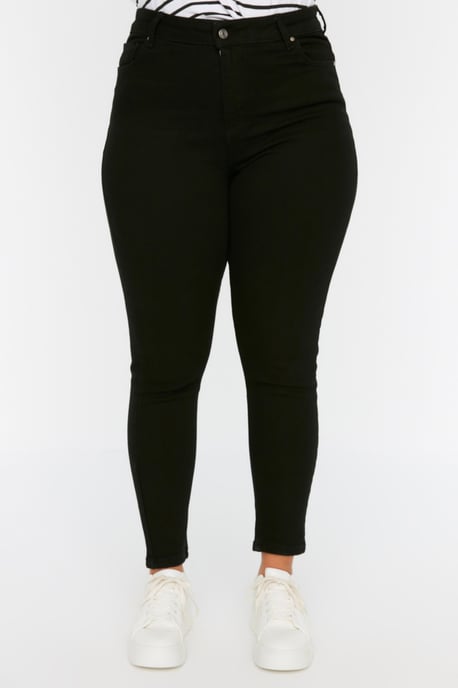 Trendyol Curve Dam Svart Enfärgad Skinny Hög midja Plus size Jeans - Image 2