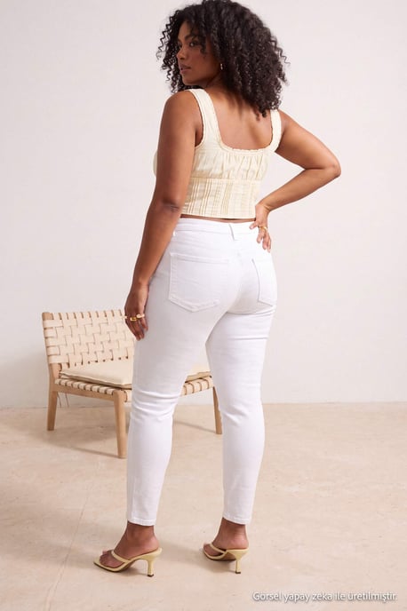 Trendyol Curve Dam Vit Enfärgad Skinny Hög midja Plus size Jeans - Image 3