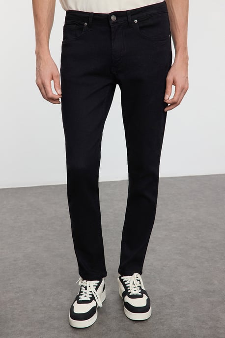 TRENDYOL MAN Herr Svart Enfärgad Skinny Normal midja Jeans - Image 1