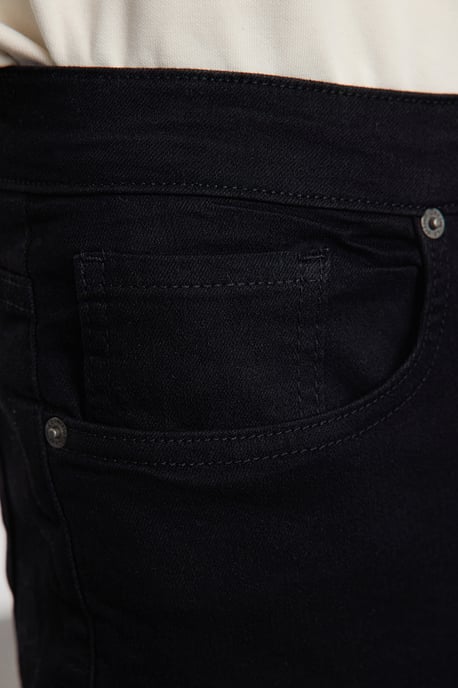 TRENDYOL MAN Herr Svart Enfärgad Skinny Normal midja Jeans - Image 3