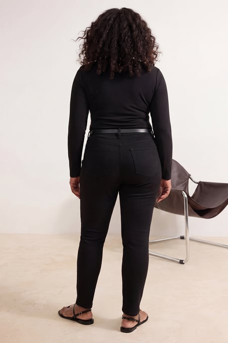 Trendyol Curve Dam Svart Enfärgad Skinny Hög midja Plus size Jeans - Image 2