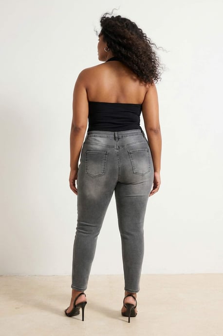 Trendyol Curve Dam Grå Enfärgad Skinny Hög midja Plus size Jeans - Image 2
