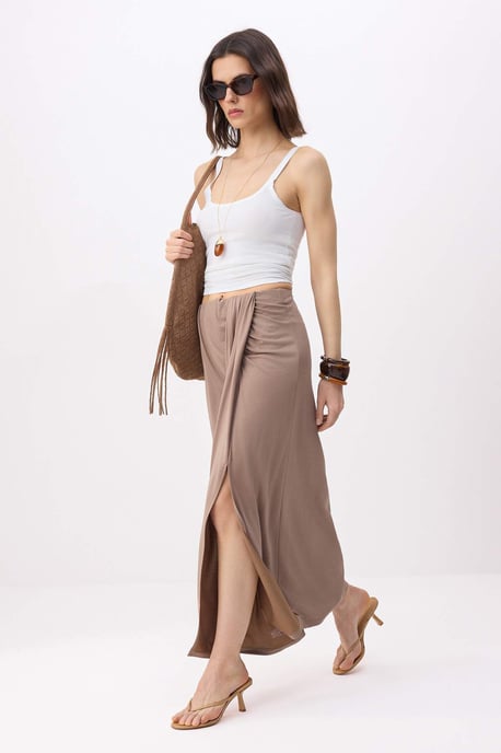 TRENDYOLMİLLA Women's Brown Plain Midi A-line Skirts - Image 4