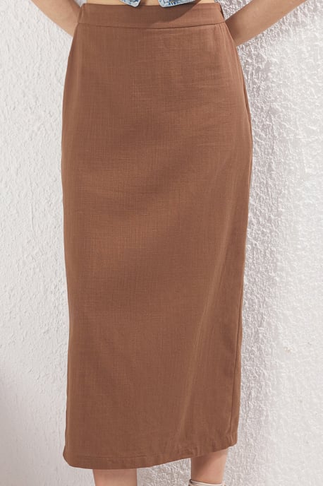 TRENDYOLMİLLA Women's Brown Plain Midi Pencil skirt Skirts - Image 3
