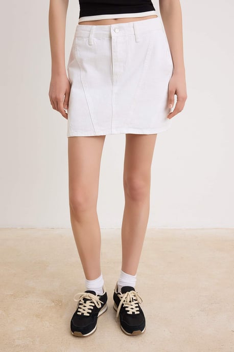 TRENDYOLMİLLA Dames Wit Effen Kort / Mini Kokerrok- rok Kokerrok- rok Rokken - Image 2