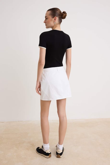 TRENDYOLMİLLA Dames Wit Effen Kort / Mini Kokerrok- rok Kokerrok- rok Rokken - Image 3