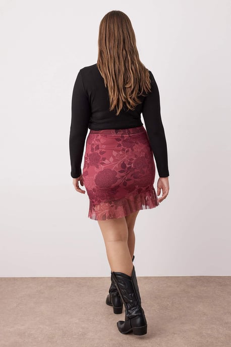 Trendyol Curve Dam Vinröd Blommig Kort / Mini Plus size Kjolar - Image 3