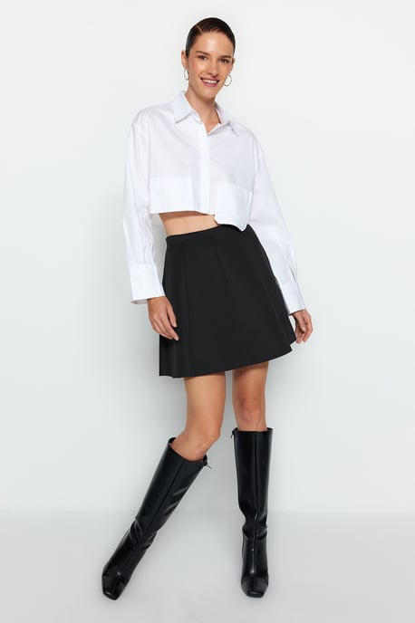 TRENDYOLMİLLA Dames Zwart Effen Kort / Mini Geplooid Skater Rokken - Image 4