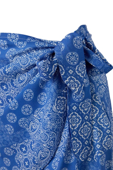 TRENDYOLMİLLA Women's Blue Ethnic pattern Extra Short / Super Mini Skirts - Image 4