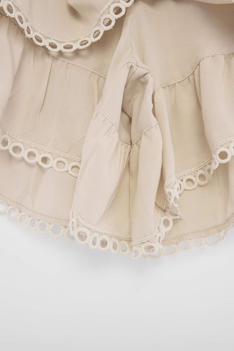 TRENDYOLMİLLA Women's White Plain Short / Mini Skort Skirts - Image 2