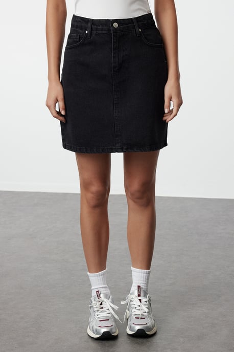 TRENDYOLMİLLA Dames Zwart Effen Kort / Mini Kokerrok- rok Kokerrok- rok Rokken - Image 2