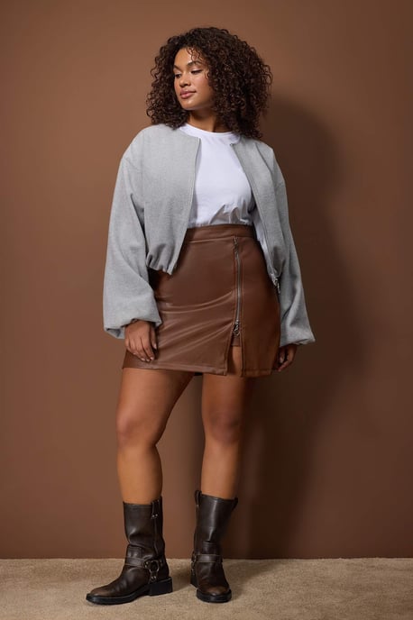 Trendyol Curve Dam Brun Enfärgad Kort / Mini Plus size Kjolar - Image 1