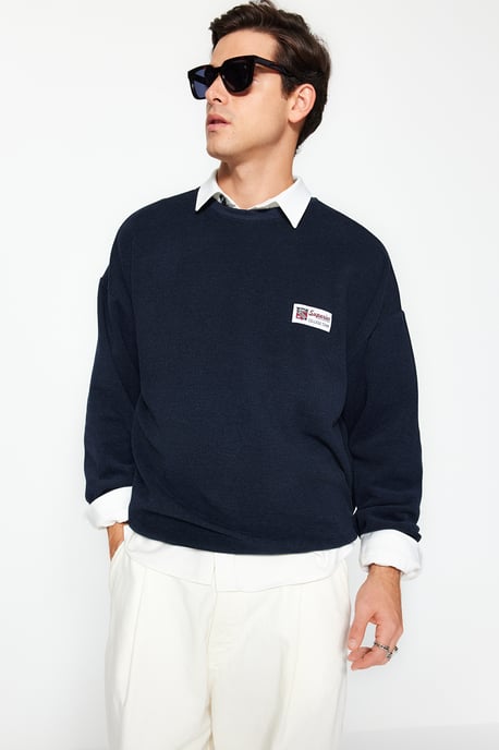 TRENDYOL MAN Herr Mörkblå Slogan Lång Oversize Sweatshirts - Image 2