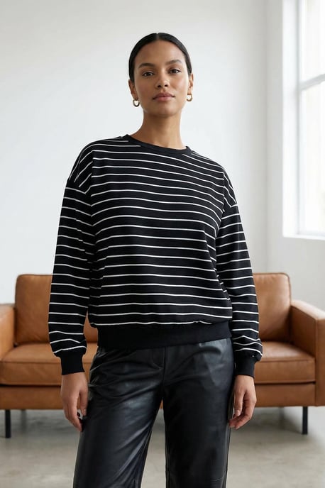 TRENDYOLMİLLA Dames Zwart Gestreept Lang Oversized Sweatshirts - Image 1