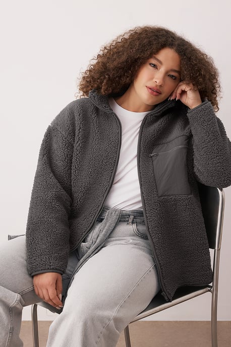 Trendyol Curve Dam Grå Enfärgad Lång Oversize Plus size Sweatshirts - Image 2