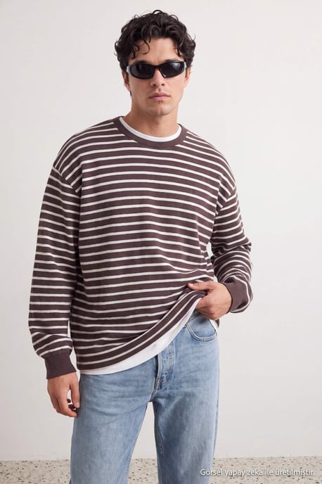 TRENDYOL MAN Herr Brun Randig Lång Oversize Sweatshirts - Image 1