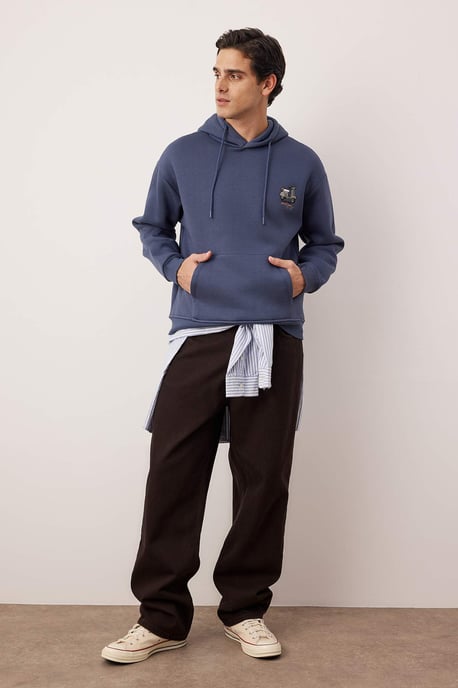 TRENDYOL MAN Men's Dark blue Slogan Long Oversize Sweatshirts - Image 6
