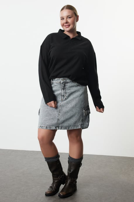 Trendyol Curve Dam Svart Enfärgad Lång Oversize Plus size Sweatshirts - Image 1