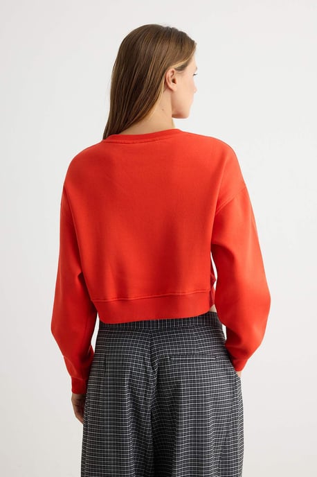 TRENDYOLMİLLA Dames Rood Effen Lang Oversized Sweatshirts - Image 3