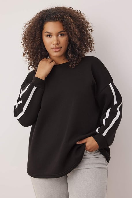 Trendyol Curve Dam Svart Enfärgad Lång Oversize Plus size Sweatshirts - Image 5