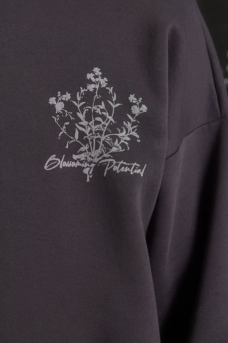 TRENDYOL MAN Men's Gray Floral Long Oversize Sweatshirts - Image 4