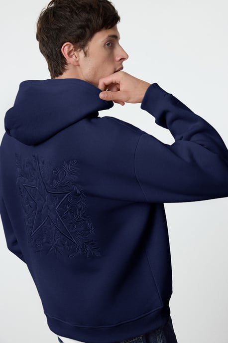 TRENDYOL MAN Men's Dark blue Slogan Long Oversize Sweatshirts - Image 1