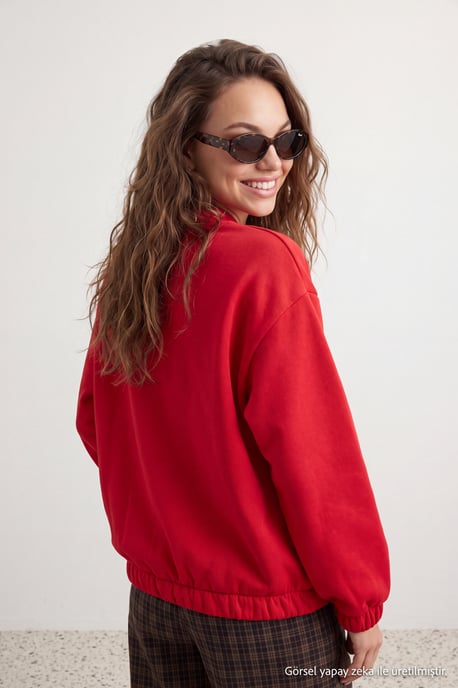 TRENDYOLMİLLA Women's Red Plain Long Oversize Sweatshirts - Image 3