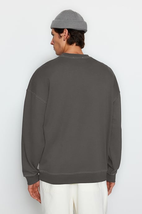 TRENDYOL MAN Men's Gray Plain Long Oversize Sweatshirts - Image 5