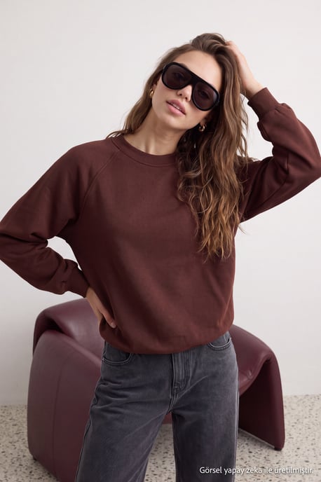 TRENDYOLMİLLA Dames Bruin Effen Lang Oversized Sweatshirts - Image 6